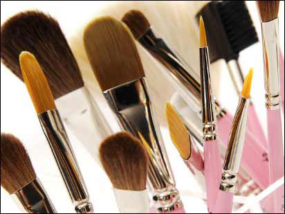 Инструменты для макияжа